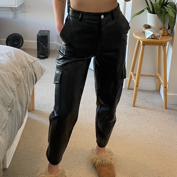 Wilfred Black Cargo Pants - Picture 1 of 5